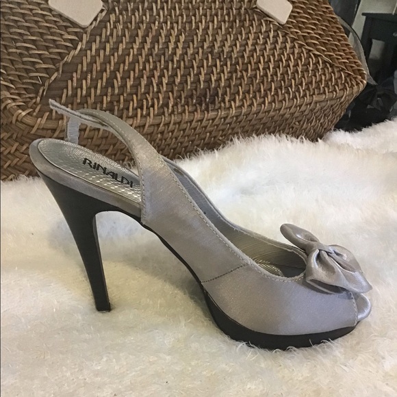 Shoes - Picture 2 of 4